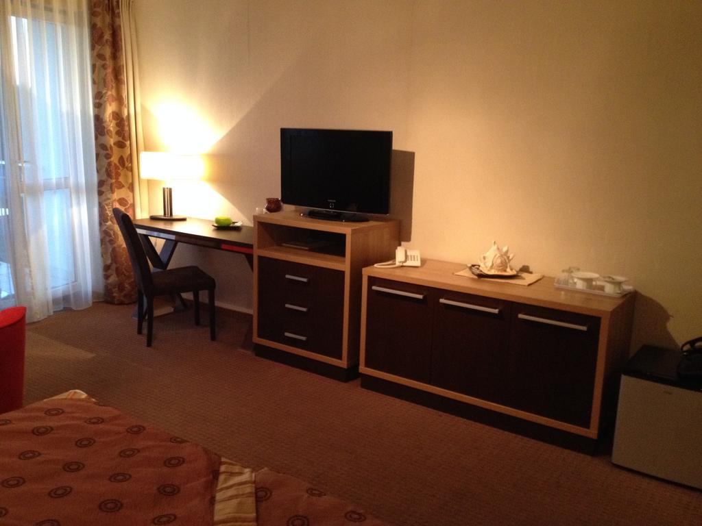 Apartament Delux W Hotelu Diva - Kołobrzeg Exteriör bild